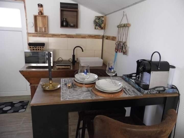L'Histoire De L'Ouest , Jacuzzi Appartement โดล ภายนอก รูปภาพ